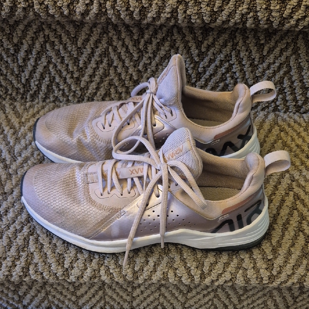 Nike Air Max Bella TR3 Women's Training Shoes